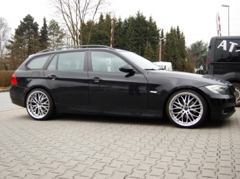 ATF-Tuning: KW Tieferlegung, ASA ZR2, Vorne 9,5x19" mit 235/35-19, Hinten 10,5x19" mit 265/30-19, Spurplatten