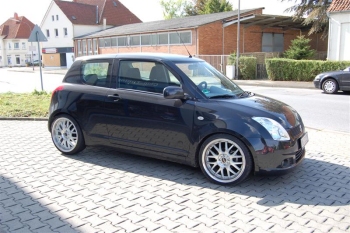 ATF-Tuning Suzuki Swift: Gewindefahrwerk, 18" ASA mit 215/35-18